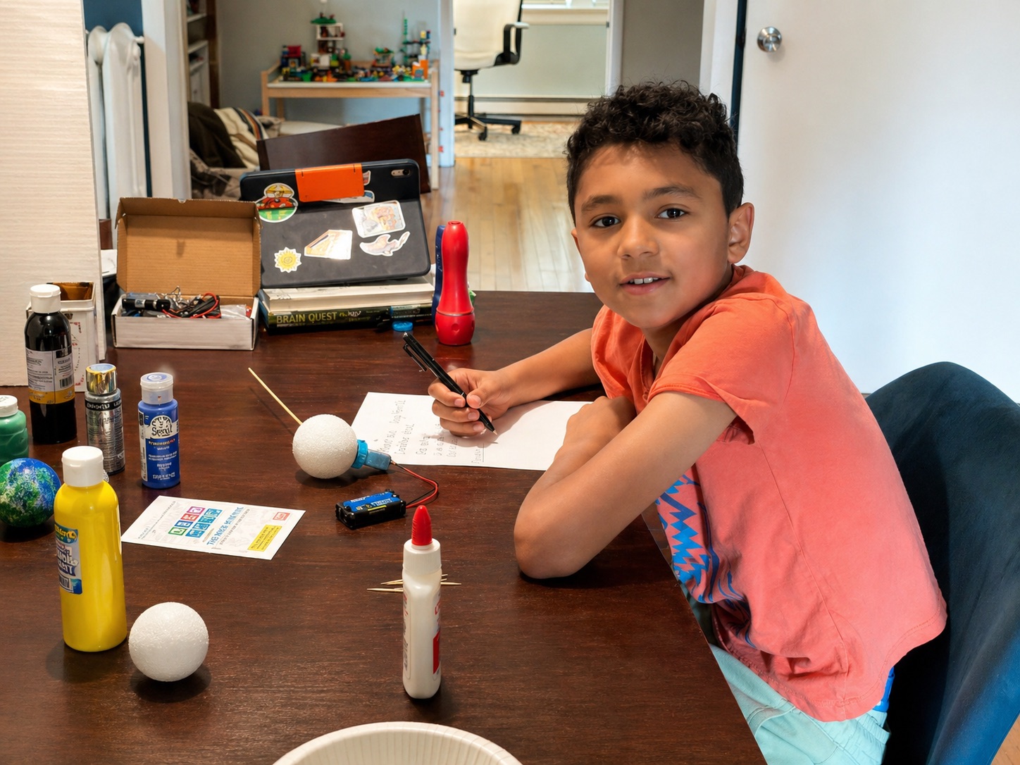 Lamp and ball experiment setup